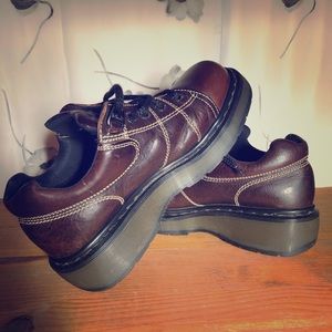 Dr. Martens size 9 vintage lace-up shoes